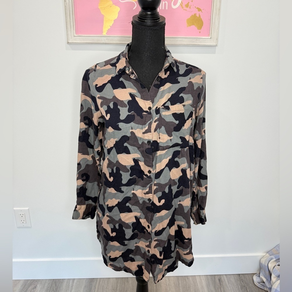H&M Divided Camo Long Button Up View 2